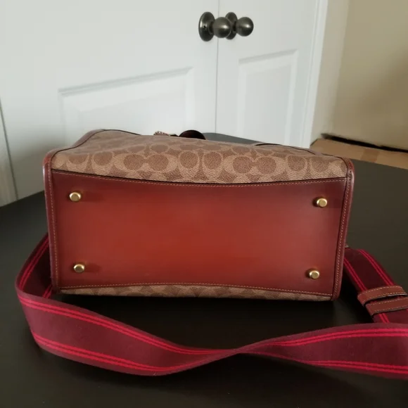 Coach Dinosaur Field Large Tote - Picture 7 of 9